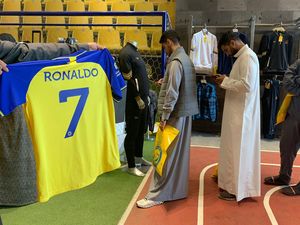 Semoga Cristiano Ronaldo Bisa Dongkrak Liga Arab
