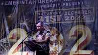 Hal itu sebagai bentuk rasa syukur dan menjelang pergantian tahun baru 2023 yang dihelat di Taman Senja Jokowi-Iriana. Hadir dalam acara tersebut Bupati Kaimana Freddy dan pejabat daerah setempat.