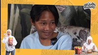 Momen Shanty Denny mengajak Fajar Sad Boy makan bakso aci dibagikan lewat kanal YouTubenya bernama Shanty Denny. Foto: YouTube Shanty Denny