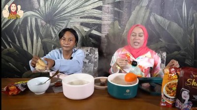 Diajak Cicip Bakso Aci oleh Shanty Denny, Aksi Fajar Sad Boy Bikin Ngakak
