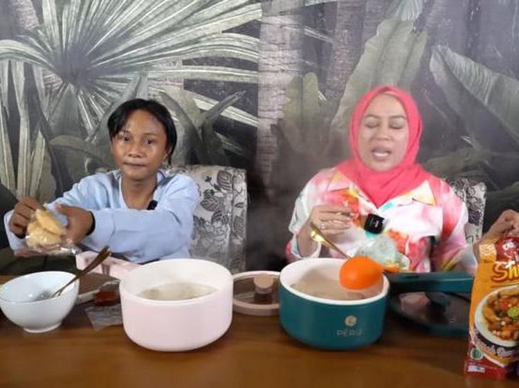 Diajak Cicip Bakso Aci oleh Shanty Denny, Aksi Fajar Sad Boy Bikin Ngakak