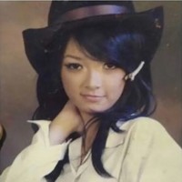 Penampilan Zaskia Gotk yang dulu tampak berbeda dengan saat ini. Di awal karier dirinya masih belum berhijab. Gayanya pun berbeda dengan saat ini yang sudah semakin stylish. Foto: Instagram/@zaskia_gotix