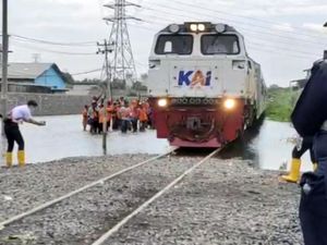 Stasiun Semarang Tawang Sempat Banjir, Ini 5 Hal yang Diketahui