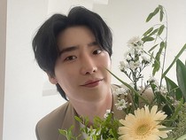 Suka Cita With Indonesia Usai Bersenang-senang di Fanmeeting Lee Jong Suk