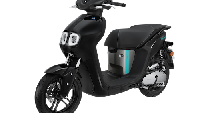 Secara tampilan, Yamaha Neo hadir dengan desain ala skutik kekinian dengan bentuk serba membulat. Bagian depannya menggunakan cover lampu yang membentuk seperti sepasang mata. Lalu di bagian belakangnya memiliki desain lampu yang terpisah dari bagian bodi. Foto: Dok. Yamaha Vietnam