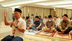Pegawai BSI Sujud Syukur Serentak