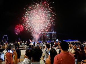 8 Ide Perayaan Malam Tahun Baru yang Seru Bareng Keluarga dan Sahabat