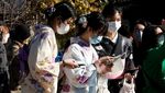 Ribuan Orang Kunjungi Kuil Senso-ji Tokyo, Ada Apa?