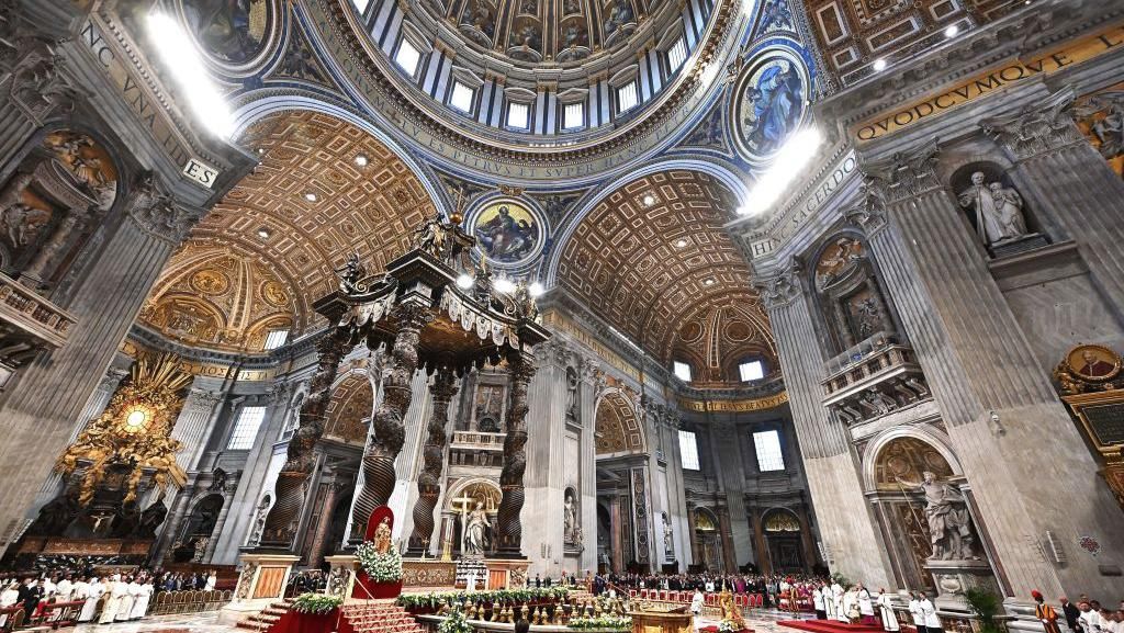 Sejarah Basilika Santo Petrus, Lokasi Pemakaman Paus Benediktus XVI