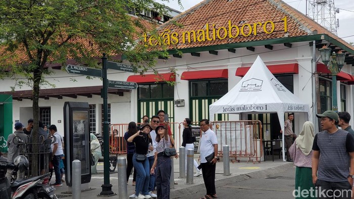 Suasana kawasan Malioboro Jogja di hari pertama 2023, Minggu (1/1/2023).