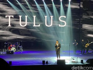 Tulus hingga Dodit Mulyanto Hibur Ribuan Pengunjung New Year ReSOULution 2023 di JIEXPO