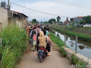 Macet dan Sampah Jadi Masalah di Sekitar Masjid Al Jabbar