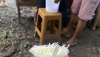 Berbelanja di ITC Kuningan, Jakarta Selatan, di sini paling banyak penjual Jasuke dengan harga Rp 12 ribu saja lho. Foto: Pool/Site