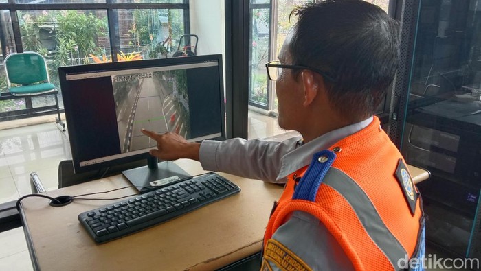 Alat canggih pendeteksi truk di Indramayu