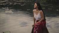 Menurut Ariel Tatum momen di foto ini adalah sesuatu yang baru di hidupnya yang mungkin akan sering dijalani ke depan. Foto: Instagram Ariel Tatum