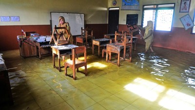 Empat Sekolah di Kudus Terendam Banjir, KBM Diliburkan