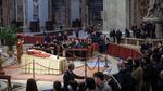 Jenazah Paus Emeritus Benediktus Disemayamkan di Basilika Santo Petrus