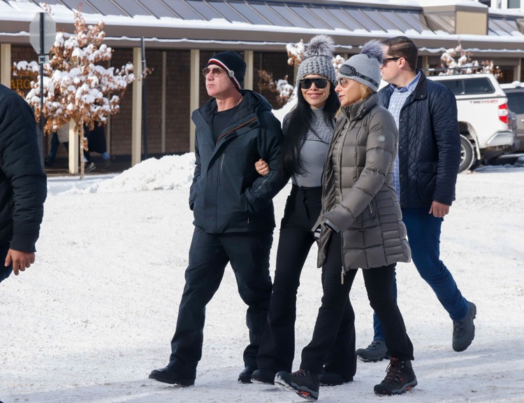Jeff Bezos Lauren Sanchez Jeff Bezos Lauren Sanchez