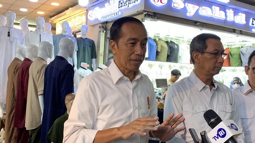 Jokowi di Pasar Tanah Abang