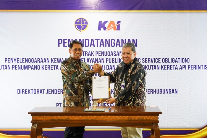 KAI dan Kemenhub Teken Kontrak
