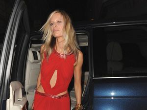 Resolusi Tahun Baru Model Karolina Kurkova: Punya SIM di 2023