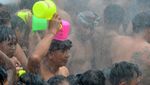 Kemeriahan Perang Air Siat Yeh, Tradisi Sambut Tahun Baru di Gianyar Bali