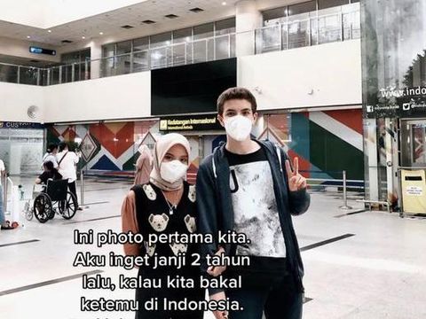 Kisah cinta beda negara, Aulia dan Jo viral di media sosial. Kisah cinta beda negara, Aulia dan Jo viral di media sosial.