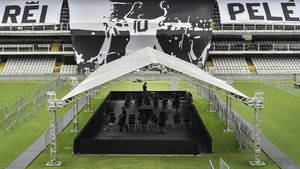 Melihat Persiapan Upacara Persemayaman Pele di Stadion Vila Belmiro
