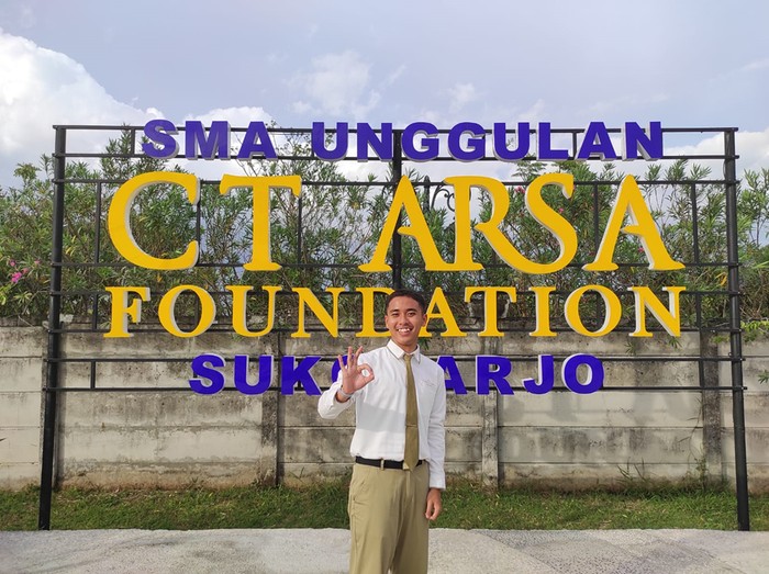 Siswa SMA Unggulan CT ARSA Foundation