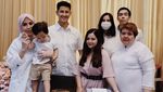 Melahirkan Anak Kedua, Ini 10 Potret Kulineran Tasya Kamila Bersama Keluarga