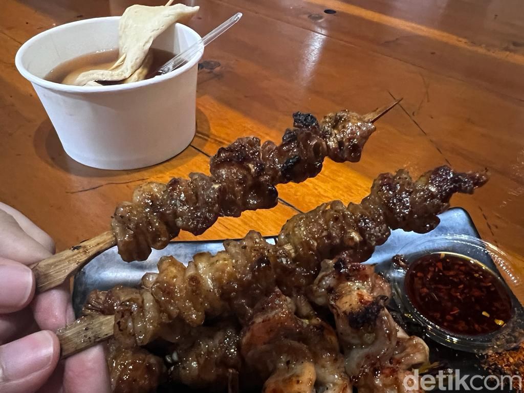 Yataitori: Oishii! Angkringan Sate Jepang Hits di Bekasi Punya 4 Anak Muda