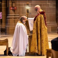 Inilah potret Bingo pada 2020 saat dirinya disahkan sebagai pendeta. Foto: dok. Facebook