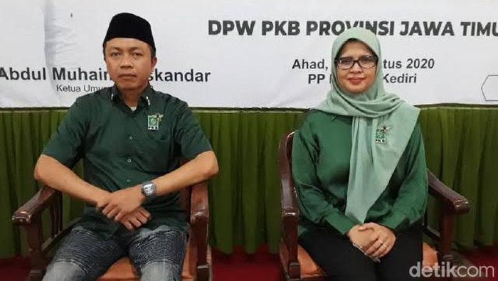Bupati Blitar Rini Syarifah dan Wakil Bupati Blitar Rahmat Santoso