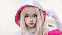Jadi cosplayer, Carolywne alami kesulitan menyeimbangkan waktu untuk kuliah yang sedang ditempuh dan juga harus mengasah skill agar bisa improve. (Foto: dok Instagram)