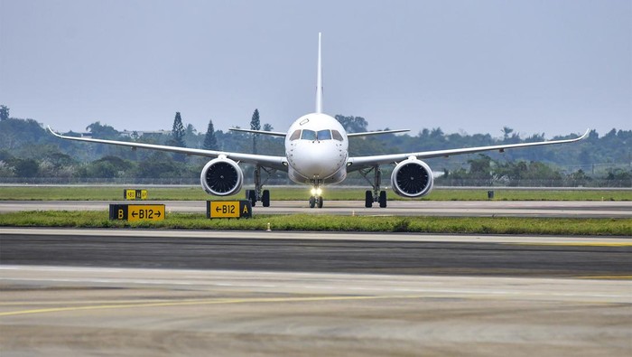 China tengah melakukan validasi penerbangan atas pesawat berpenumpang berukuran besar C919 buatan negaranya sendiri.