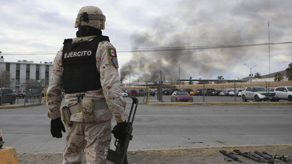 Sudah 29 Orang Tewas Sejak Geng Narkoba El Chapo Ngamuk di Meksiko