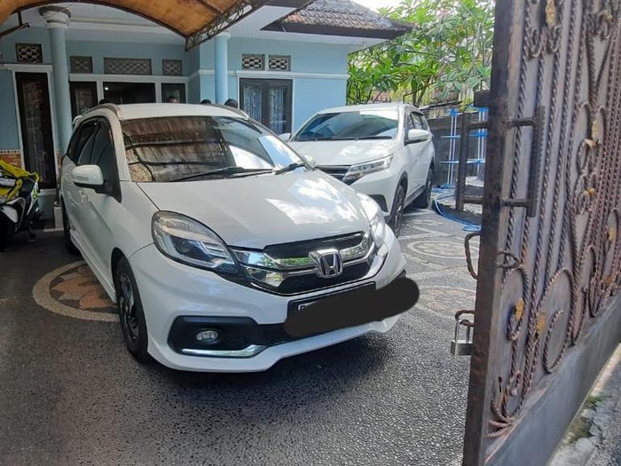 Kasus penipuan modus perjalanan umroh dengan total kerugian korban Rp 2,2 miliar.