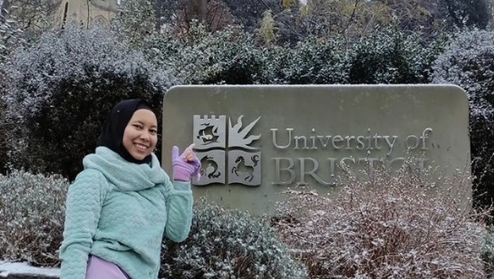 Athir, lulusan UNY yang berhasil raih beasiswa S2 ke Inggris