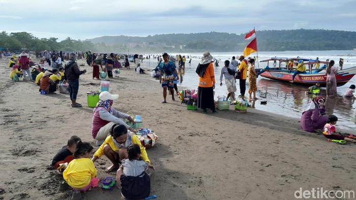 Kondisi pantai Pangandaran