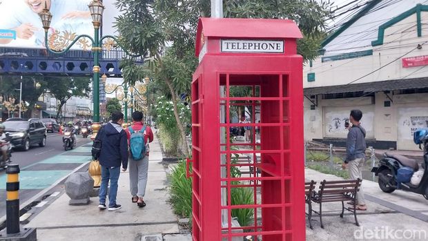 Kotak telepon Inggris Kayutangan Heritage