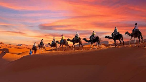 Ribuan turis mengunjungi Maroko dari China setiap tahun, biasanya melakukan perjalanan dengan penerbangan yang datang melalui Teluk. Getty Images/iStockphoto/Nisangha