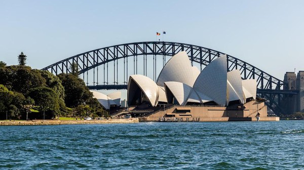 Negara tetangga RI, Australia juga mewajibkan pelancong dari China untuk menunjukkan tes negatif COVID-19 sebelum tiba di negaranya. Kebijakan ini diambil sambil Negeri Kanguru menekankan kurangnya informasi tentang wabah tersebut dari Negeri Tirai Bambu. (dok. ABC Australia)