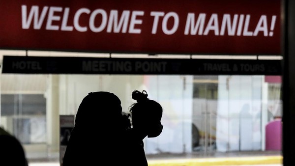 Filipina juga khawatir atas kedatangan pelancong dari China, sehingga otoritas terkait telah mewajibkan tes COVID-19 bagi mereka yang hendak ke salah satu negara tetangga RI tersebut. AP Photo/Basilio Sepe. Filipina juga khawatir atas kedatangan pelancong dari China, sehingga otoritas terkait telah mewajibkan tes COVID-19 bagi mereka yang hendak ke salah satu negara tetangga RI tersebut. AP Photo/Basilio Sepe.