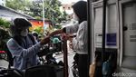 Pertamax cs Turun, Antrean di SPBU Mengular