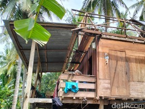 Angin Kencang Landa 7 Kecamatan di Polman, 53 Rumah Rusak