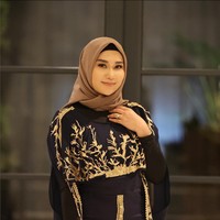 Pratama Indra Saputra selaku kuasa hukum Septia Yetri Opani tak dapat mengungkapkan alasan kliennya mengajukan gugatan cerai tersebut. Namun yang pasti, Septia Yetri Opani sudah membulatkan tekadnya untuk bercerai dari Putra Siregar. Menurut saya, sudah matanglah pertimbangan-pertimbangan dia, sudah sangat matang. Makanya kita berangkatlah hari ini, pungkasnya. Foto: Dok. Instagram @septiasiregar17