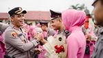 Potret Yeni Inka Ratu Ambyar saat Dampingi Suami Upacara Naik Pangkat