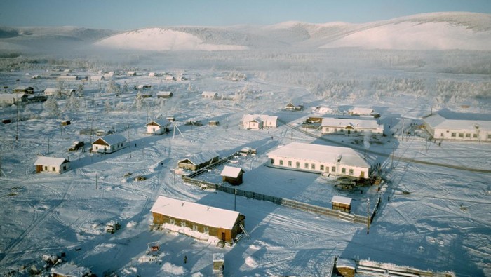 5 Tempat Paling Berbahaya di Dunia Aerial Of Oymyakon Town, Siberia (Photo by Dean Conger/Corbis via Getty Images)