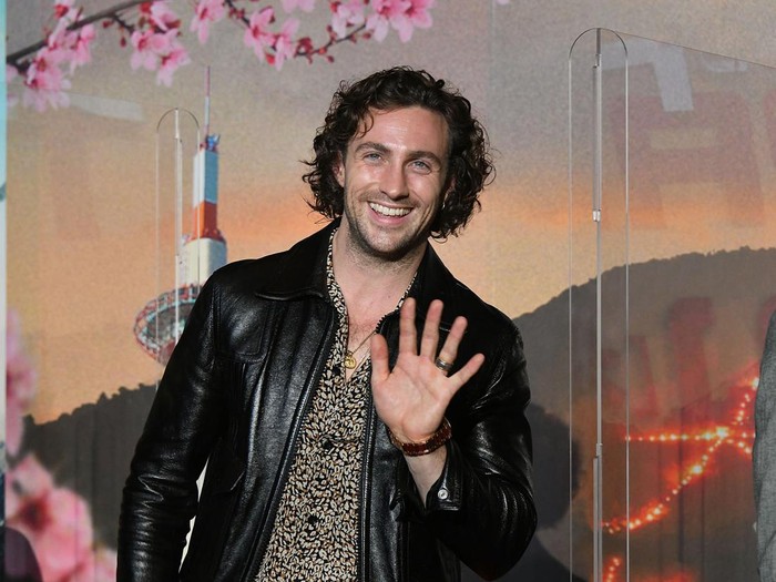 KYOTO, JAPAN - AUGUST 23:  Aaron Taylor-Johnson attends the Bullet Train stage greeting at Toho Cinemas Kyoto on August 23, 2022 in Kyoto, Japan.  (Photo by Jun Sato/WireImage)