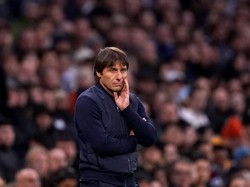 Antonio Conte juga sama, setidaknya dapat satu trofi dari 50 laga di tiap klub yang dilatihnya (Bari, Juventus, Chelsea, dan Inter Milan). Cuma di Spurs, Conte gagal! (Getty Images)